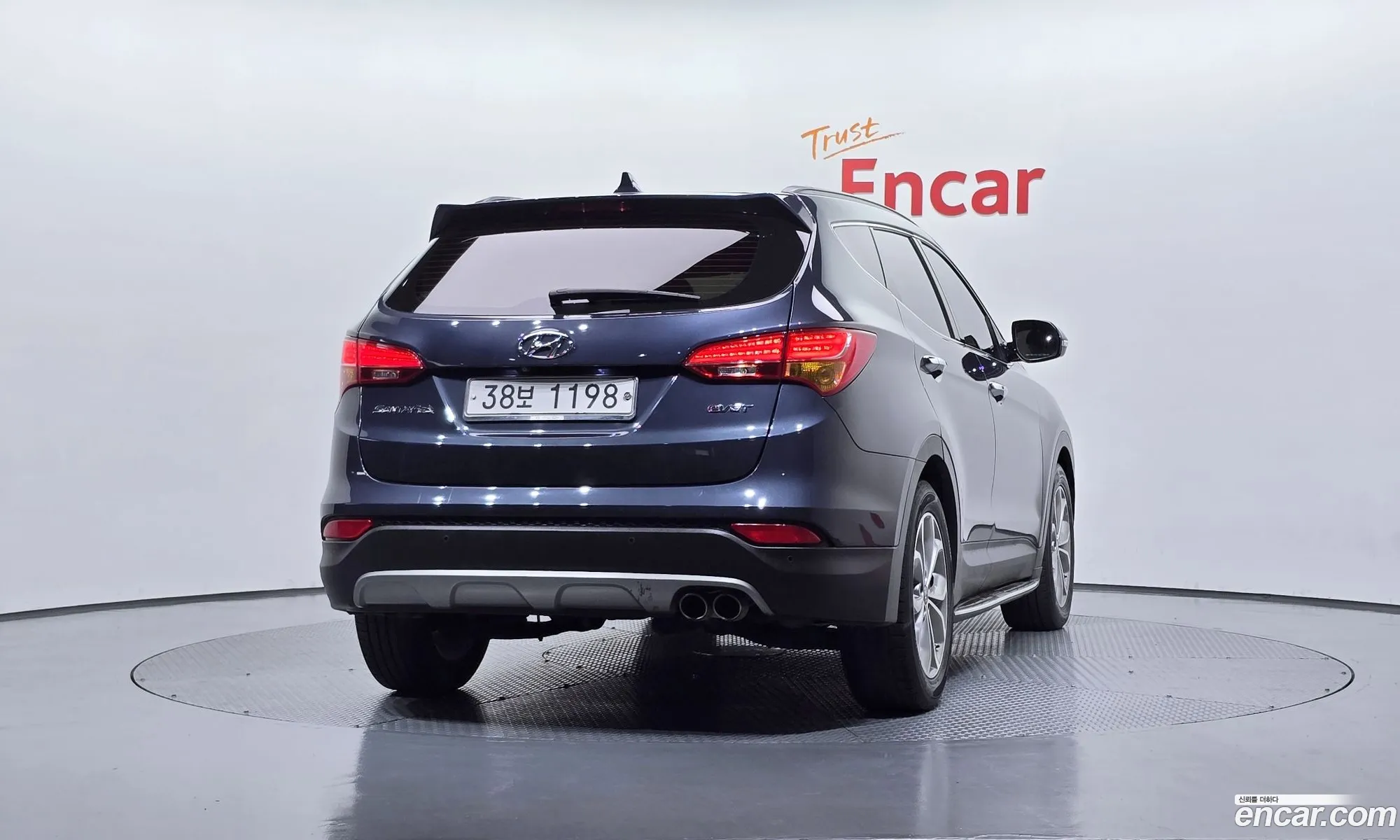 Hyundai Santa Fe DM 2015 — 17