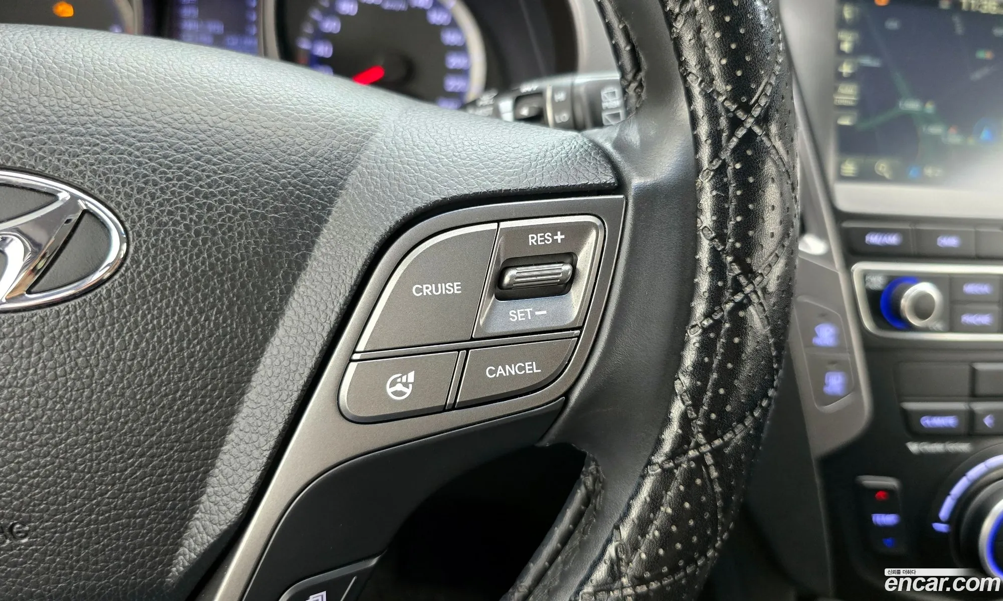 Hyundai Santa Fe DM 2015 — 19