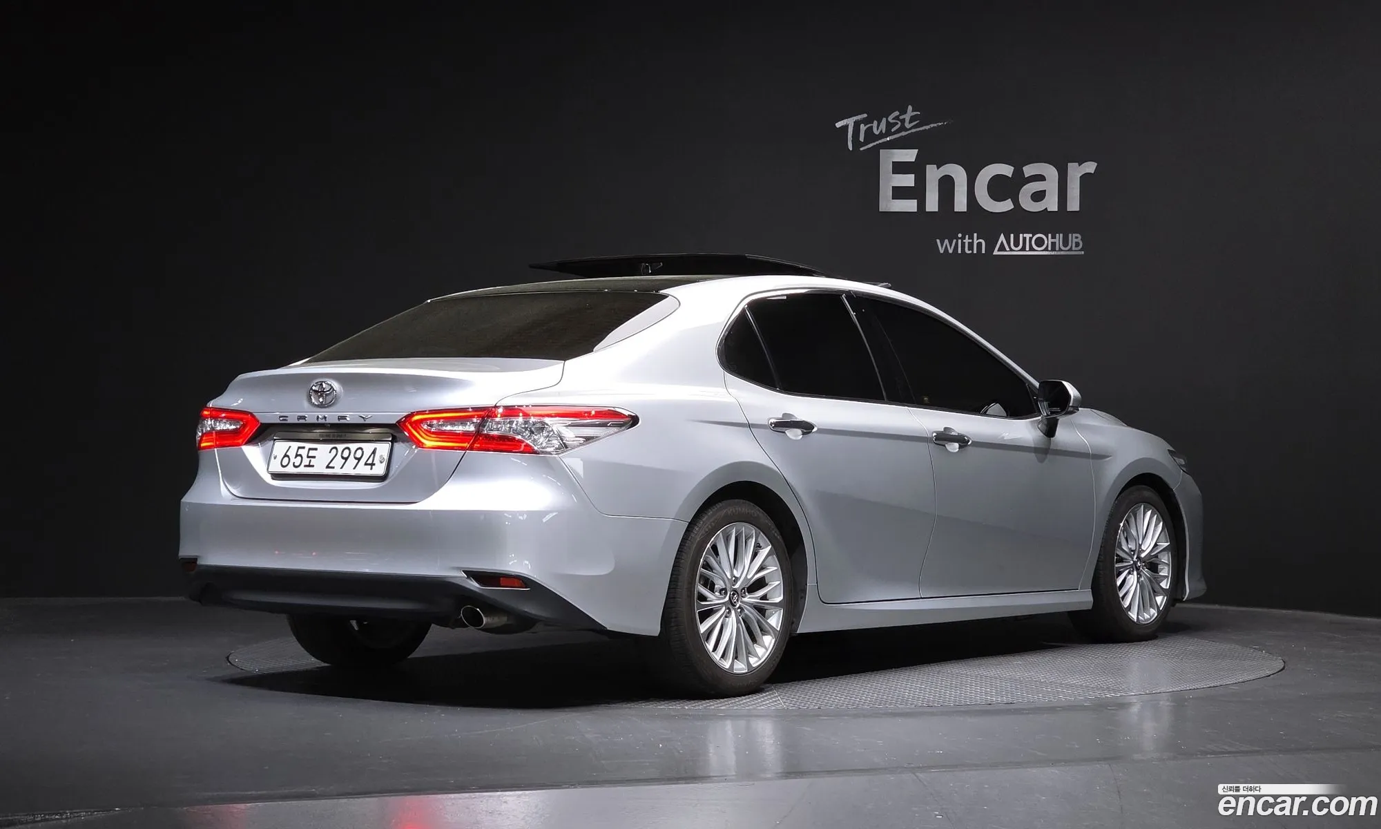 Toyota Camry 2018 JTNB11HK2J3066403 — 8