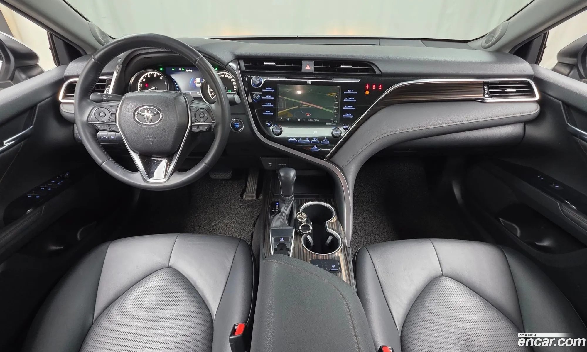Toyota Camry 2018 JTNB11HK2J3066403 — 15