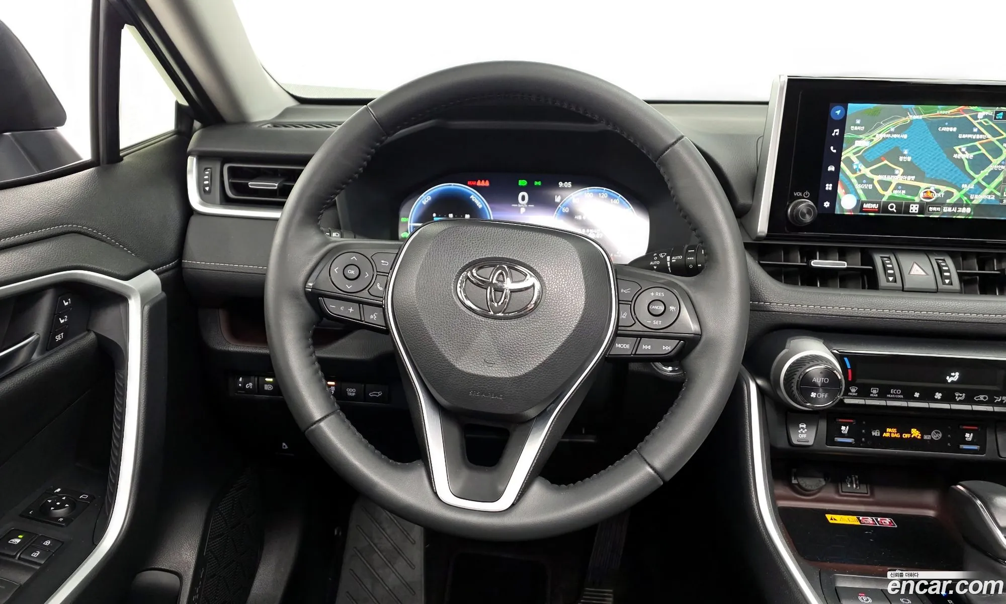 Toyota RAV4 2024 JTMDWRFVXRD267577 — 9