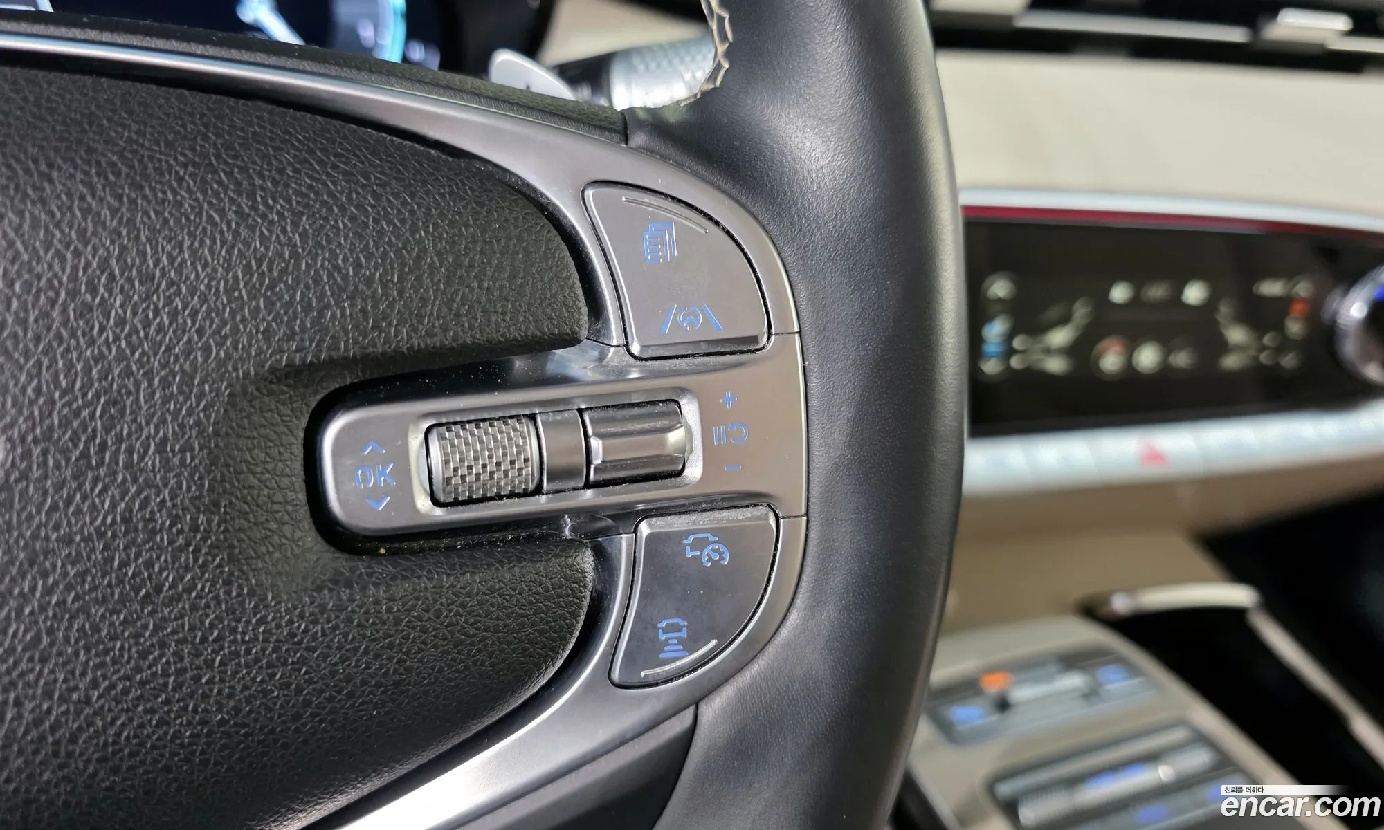 Genesis GV70 2021 — 23