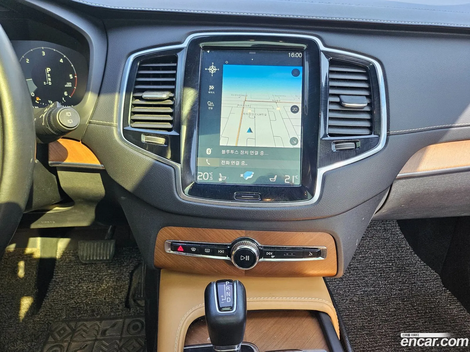 Volvo XC90 2018 — 4