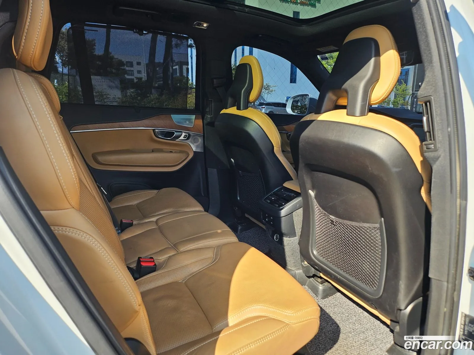 Volvo XC90 2018 — 11