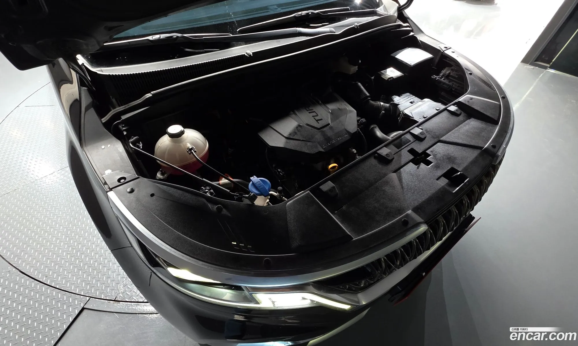 Kia Carnival 2020 — 10