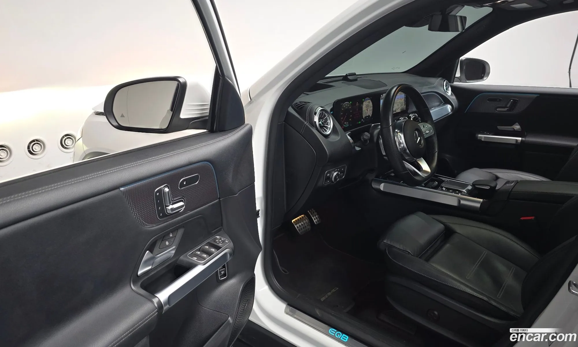 Mercedes-Benz EQB X243 2023 — 3