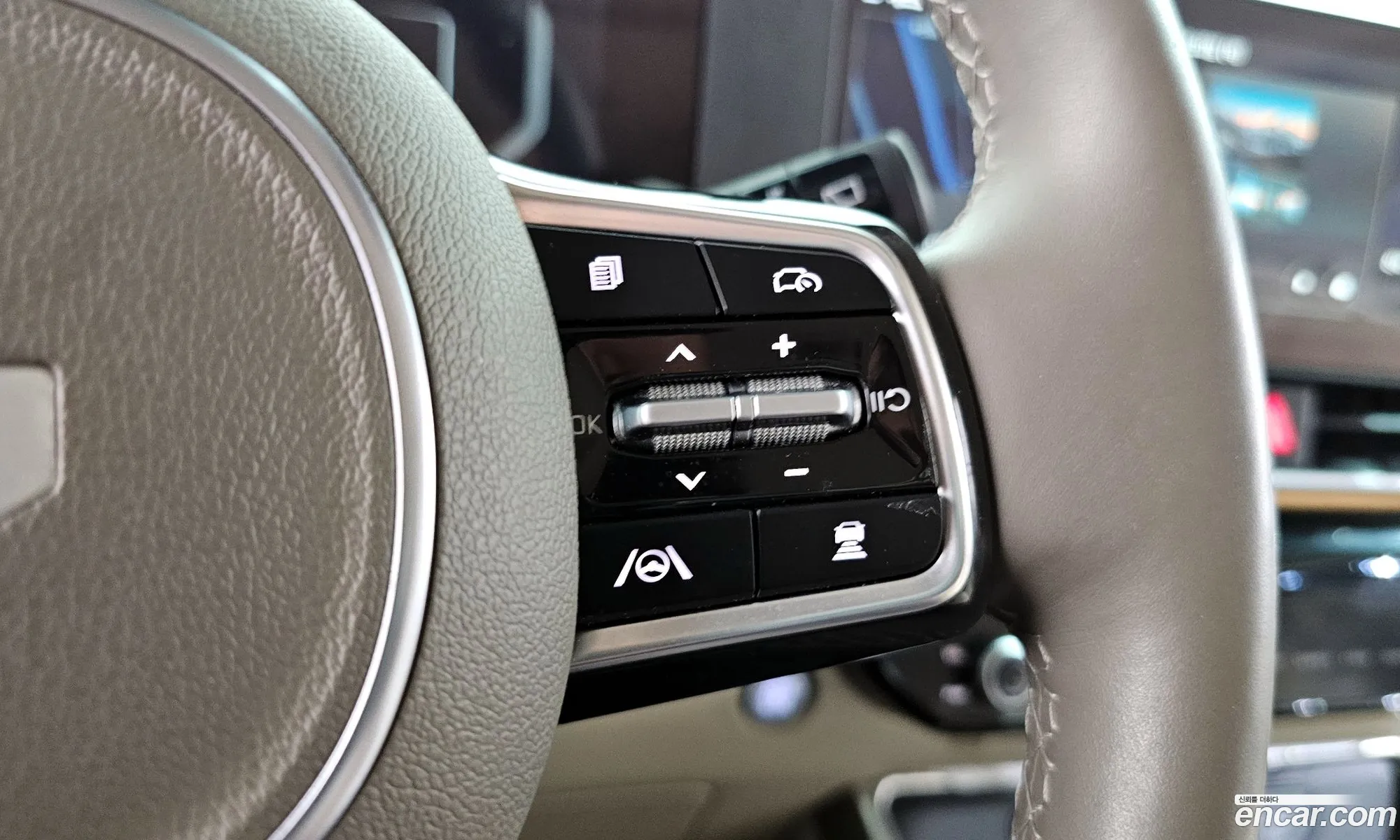 Kia Carnival 2024 — 6