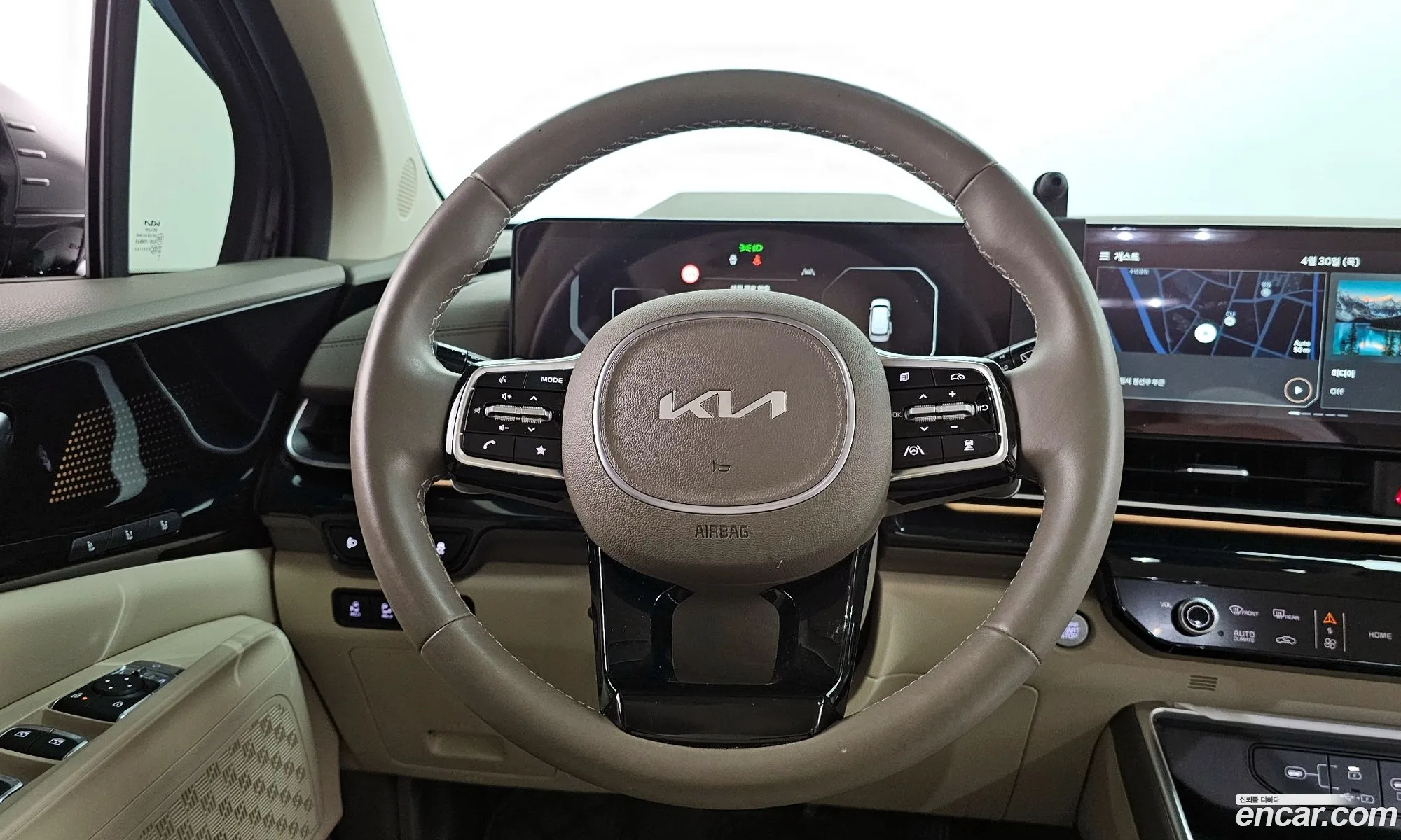 Kia Carnival 2024 — 26