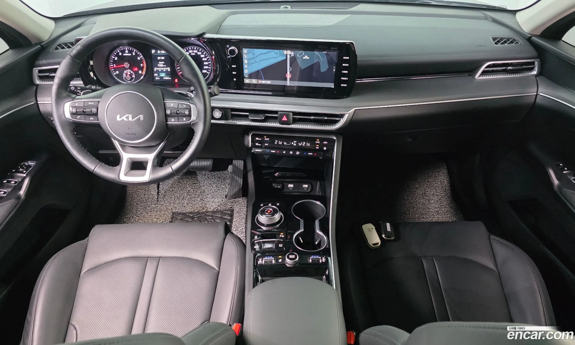 Kia K5 2023 — 11