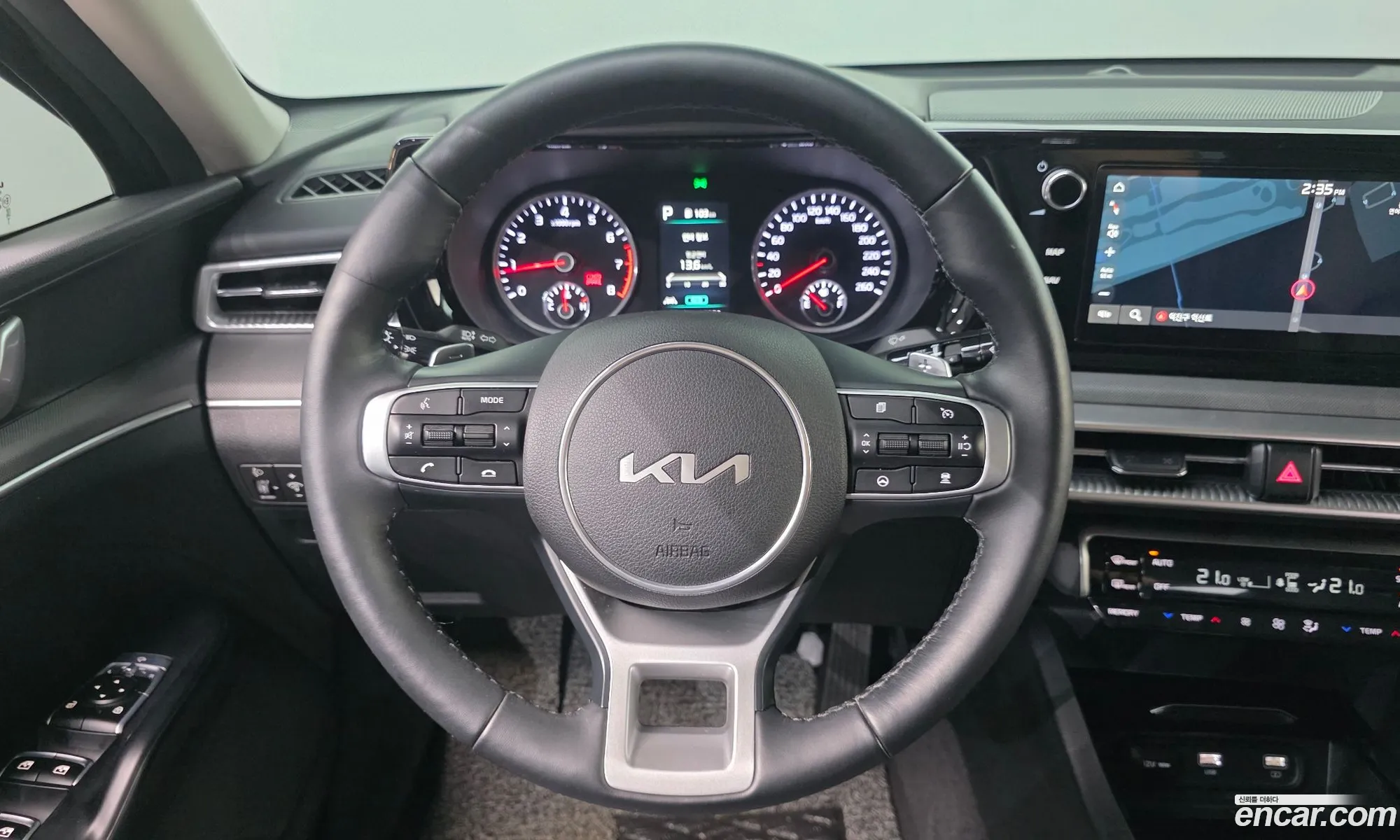 Kia K5 2023 — 5