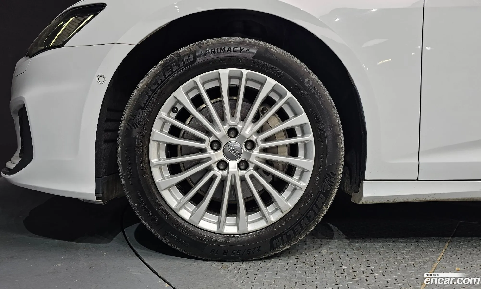 Audi A6 2019 WAUZZZF21LN012656 — 16
