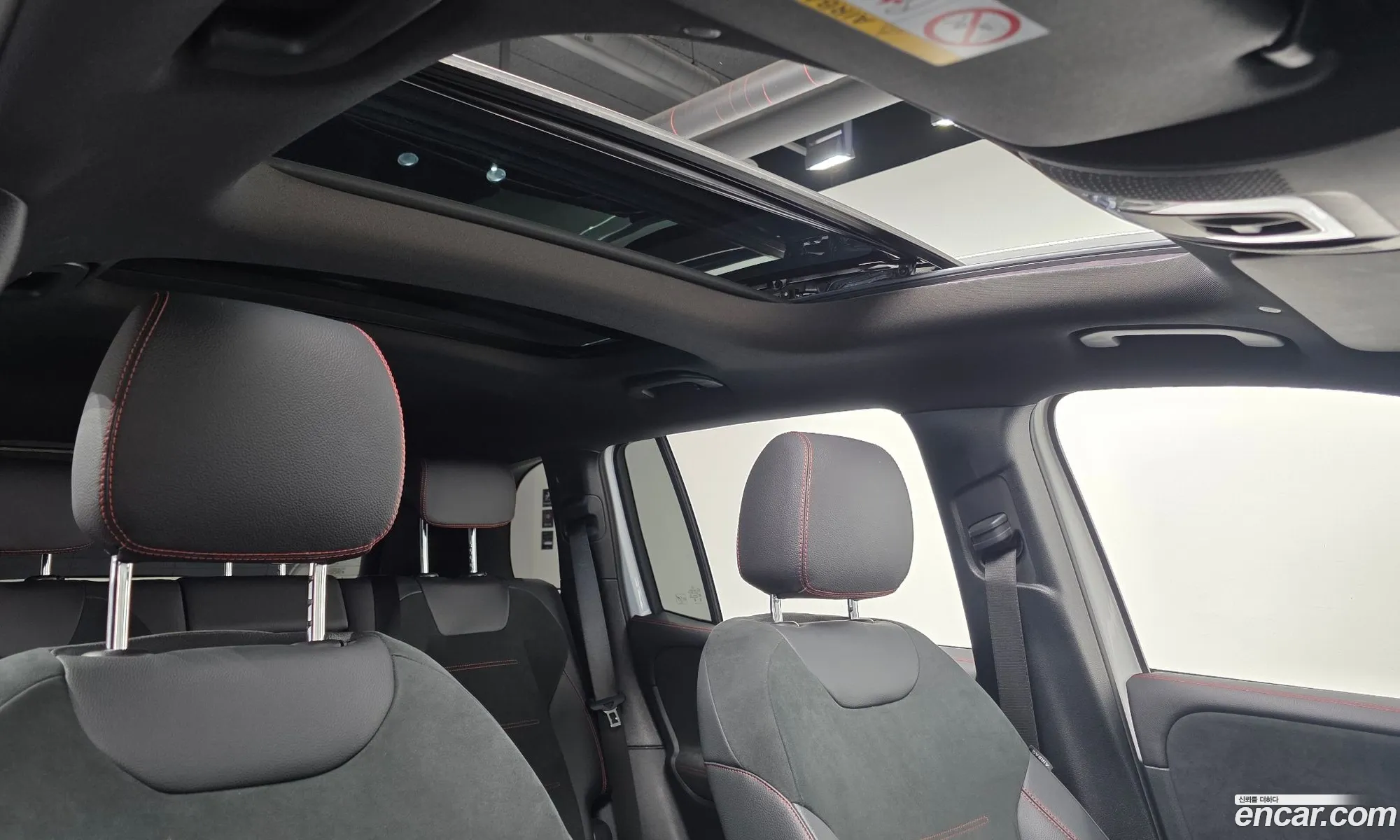 Mercedes-Benz GLB-Class X247 2023 — 17