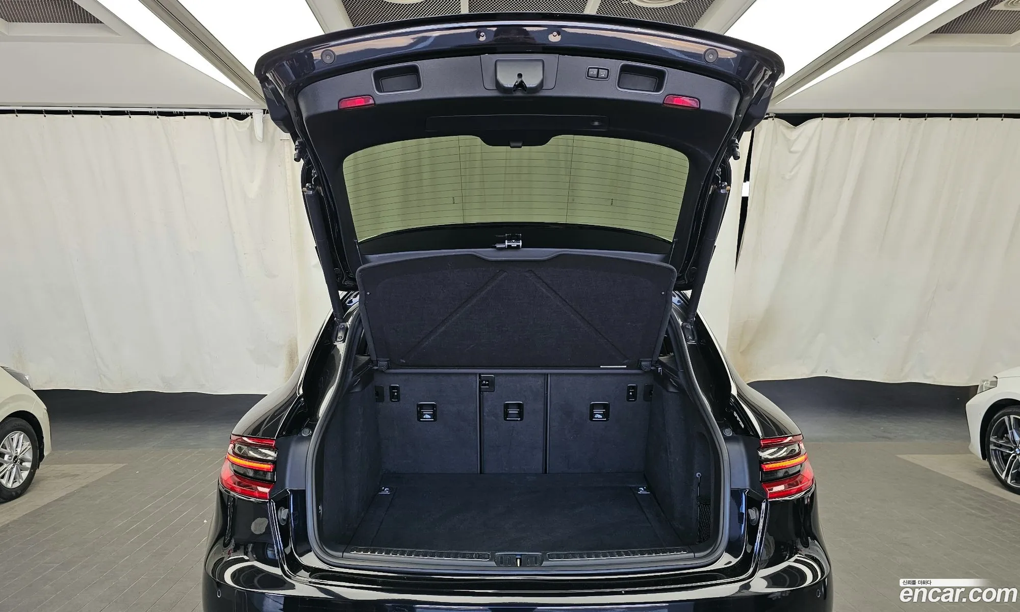Porsche Macan 2016 WP1AD295XHLB70264 — 10