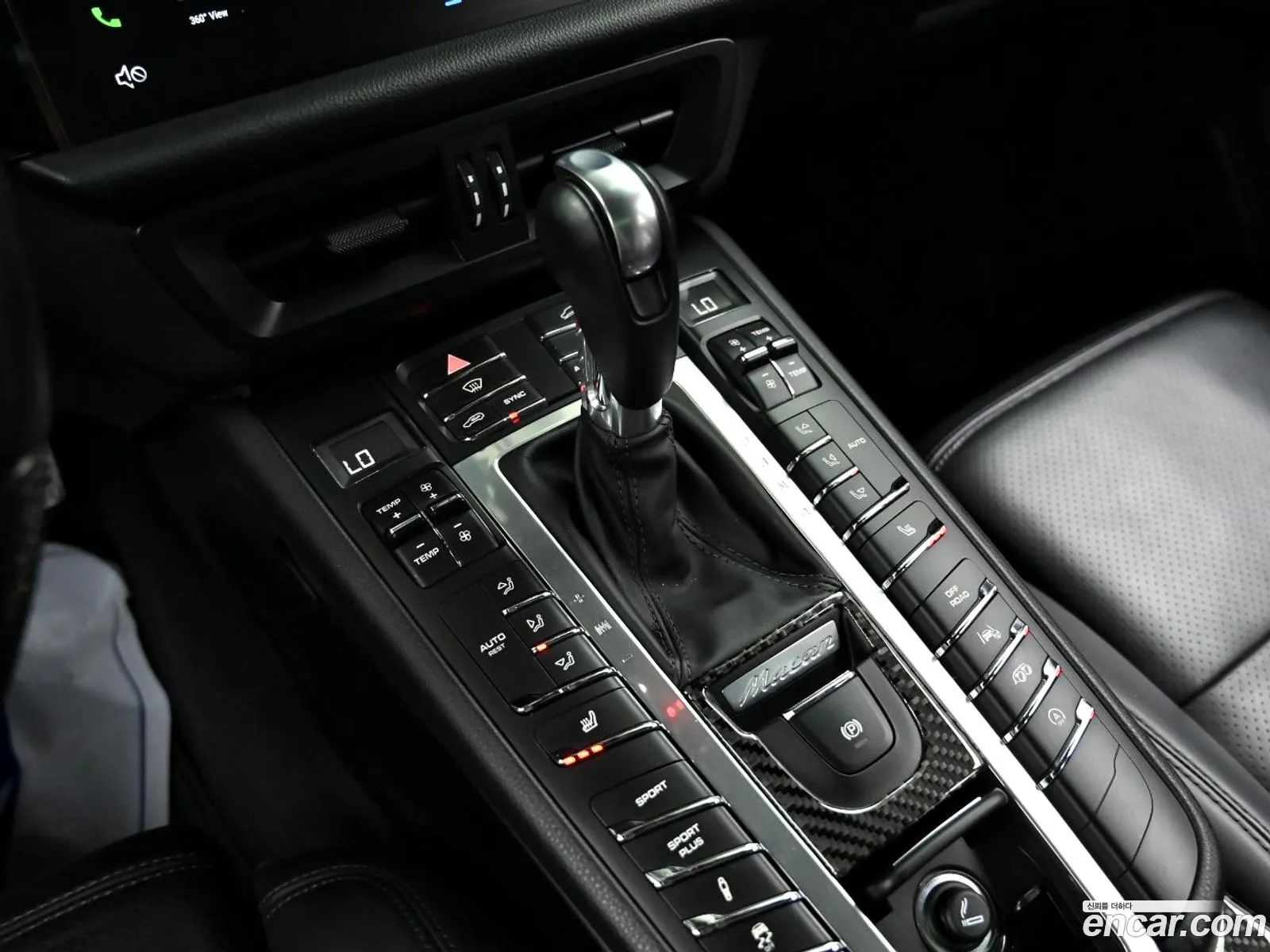 Porsche Macan 2016 WP1AD295XHLB70264 — 4