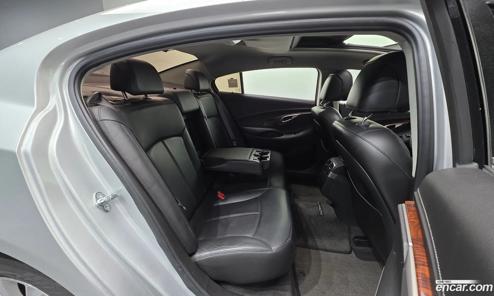 Chevrolet (GM Daewoo) Alpheon