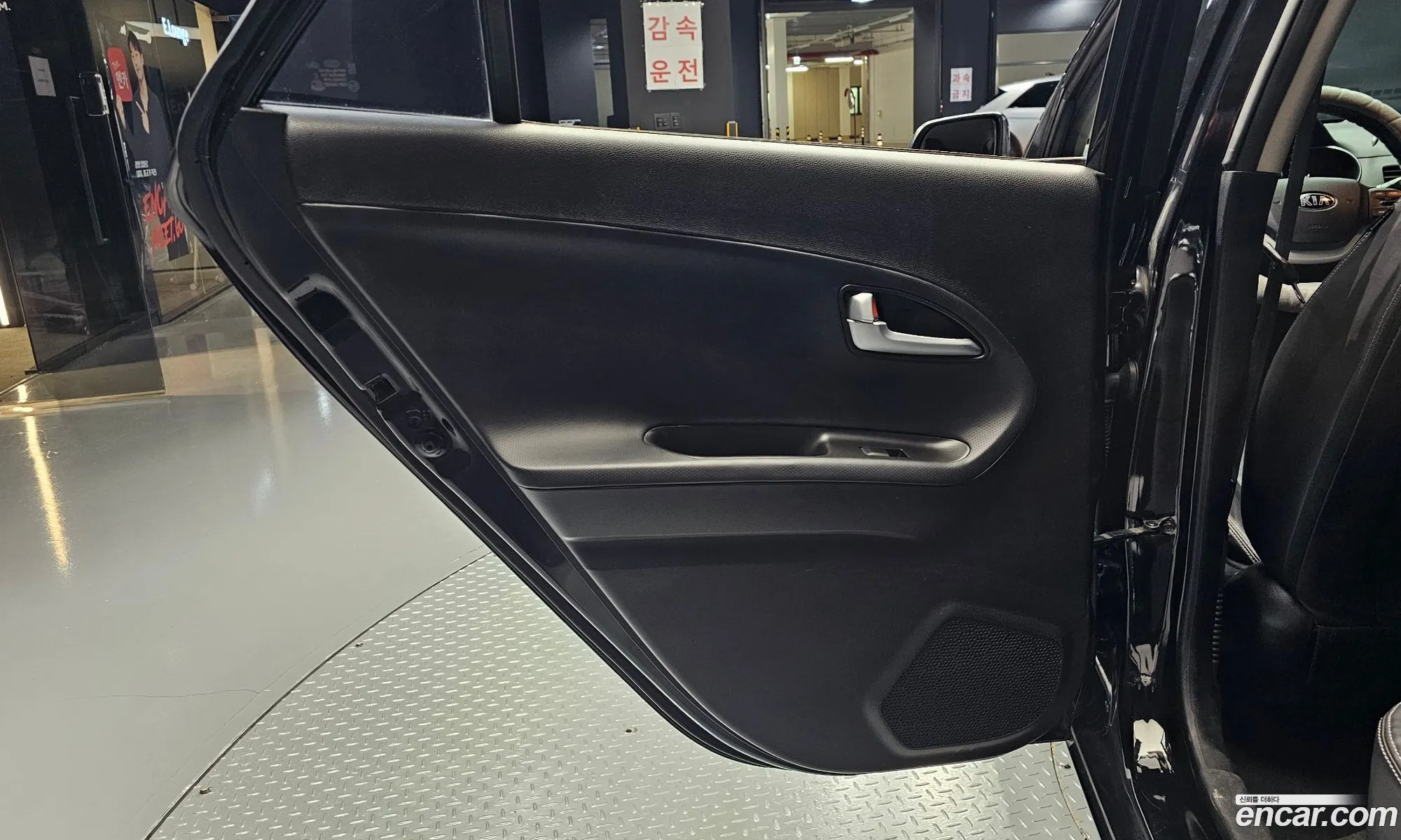 Kia Morning 2015 — 29