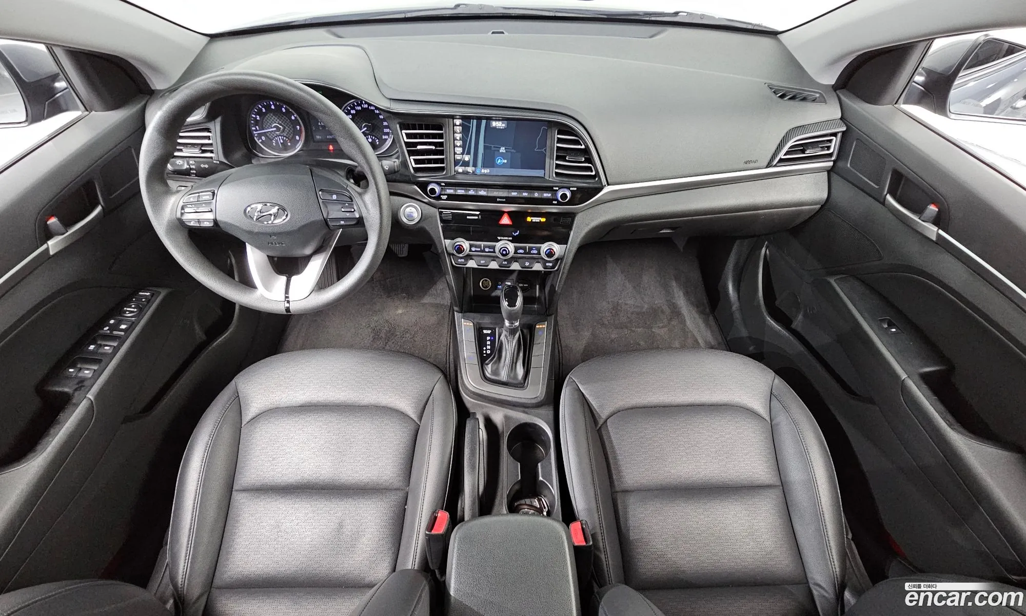 Hyundai Elantra AD 2020 — 2