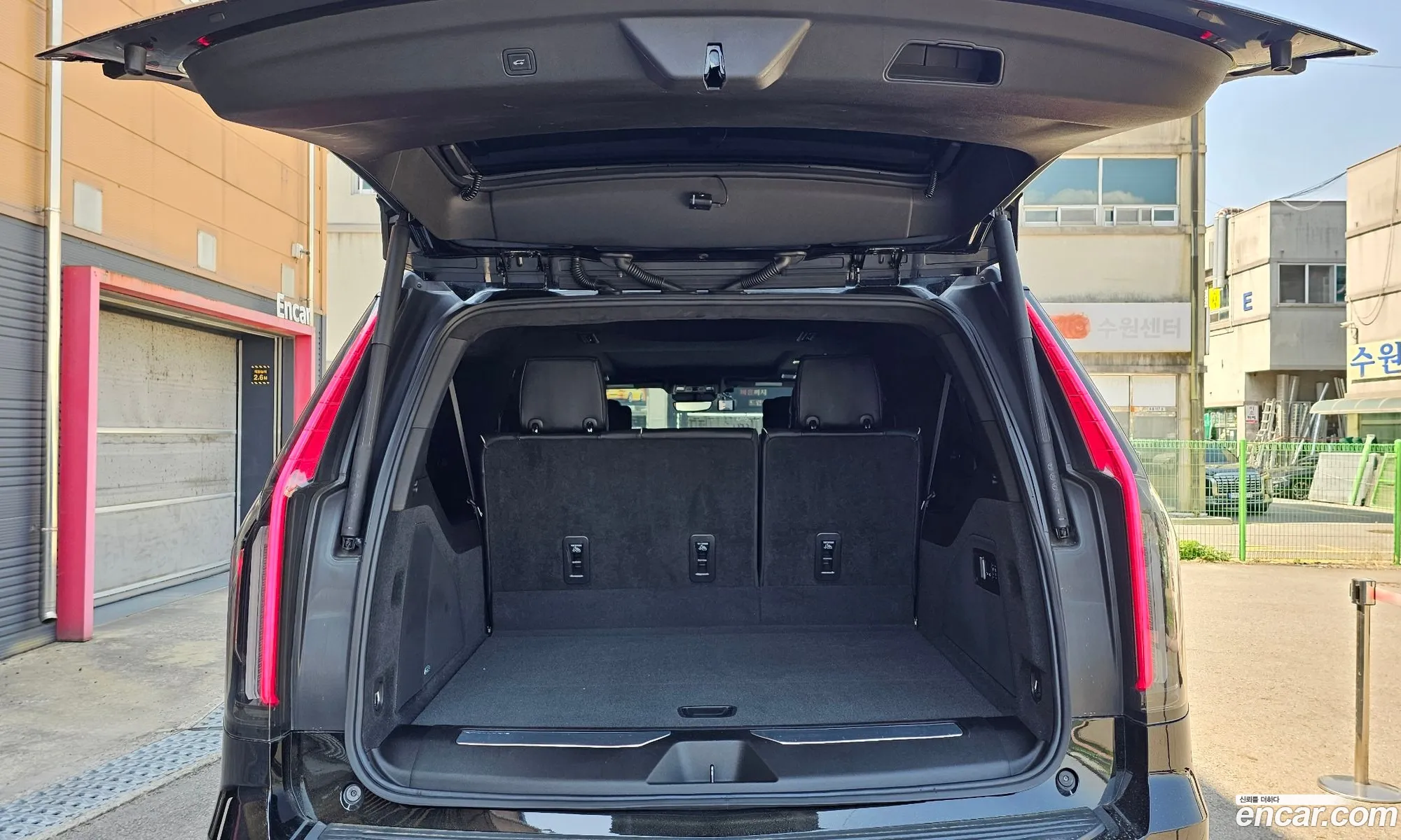 Cadillac Escalade 2022 — 2