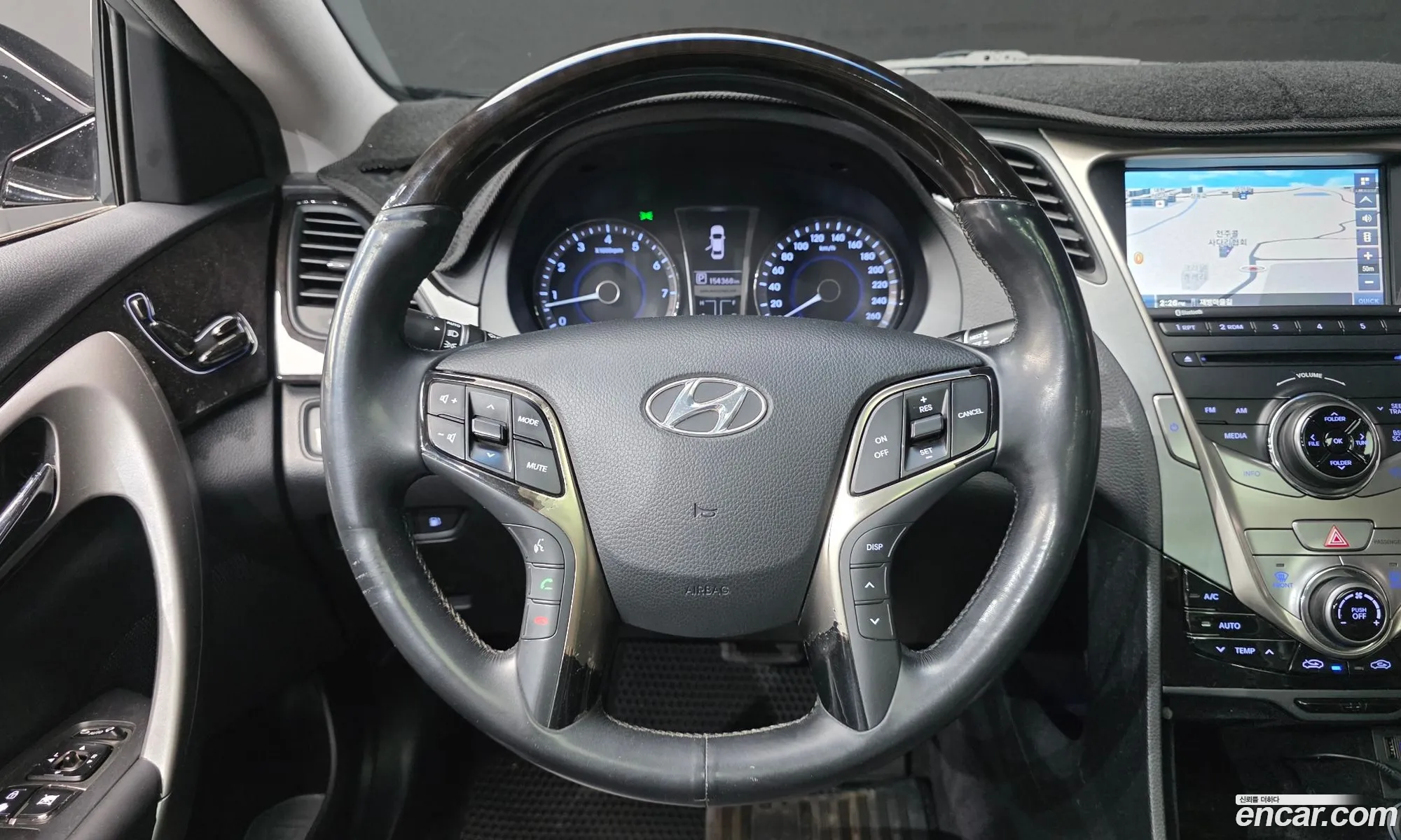 Hyundai Grandeur HG 2011 — 2