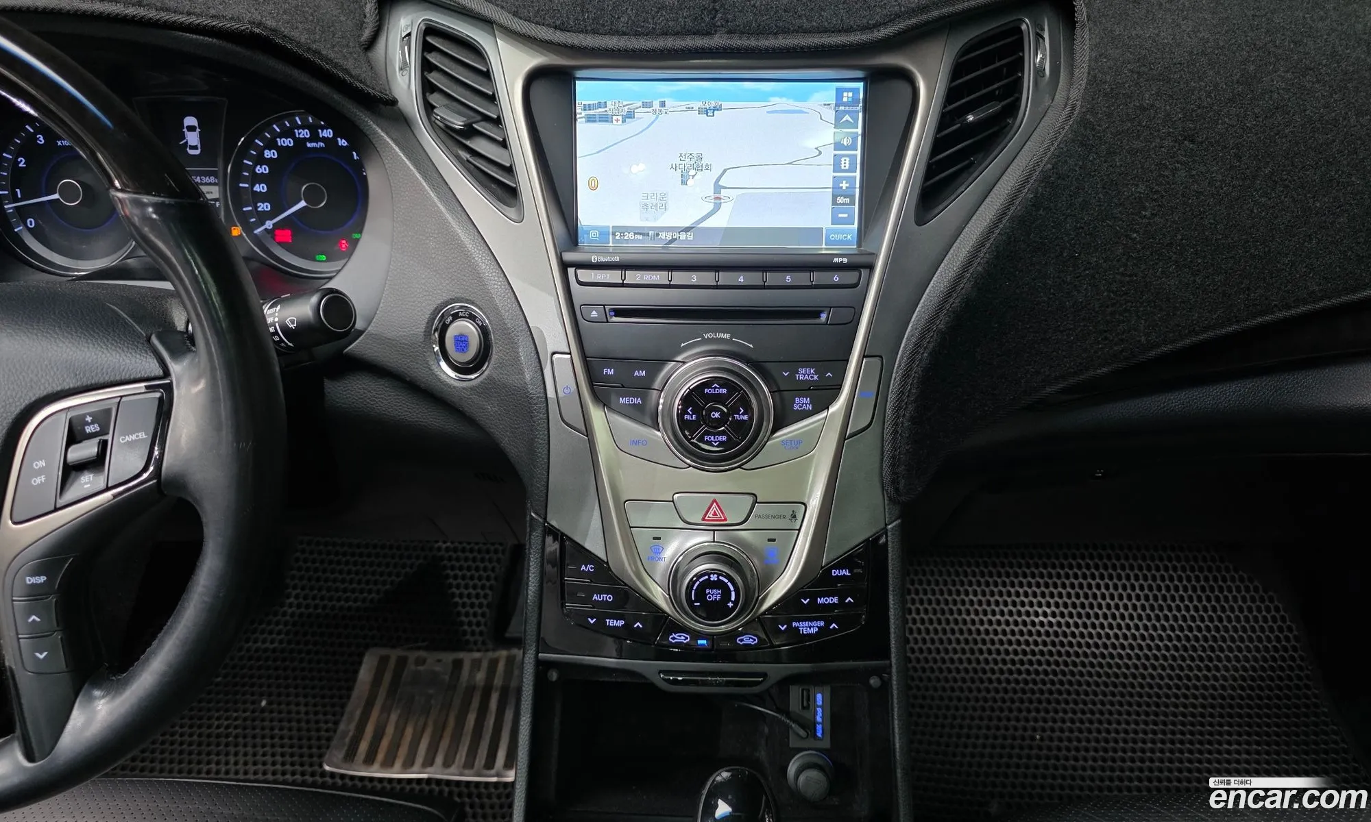 Hyundai Grandeur HG 2011 — 17
