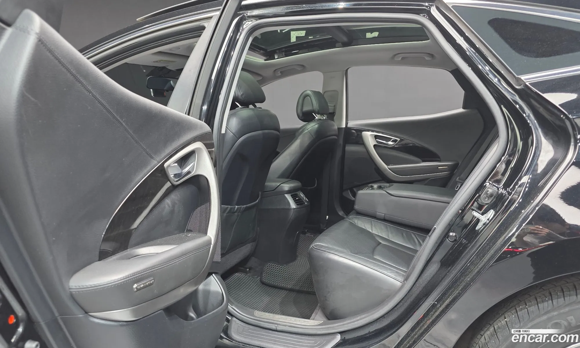 Hyundai Grandeur HG 2011 — 5