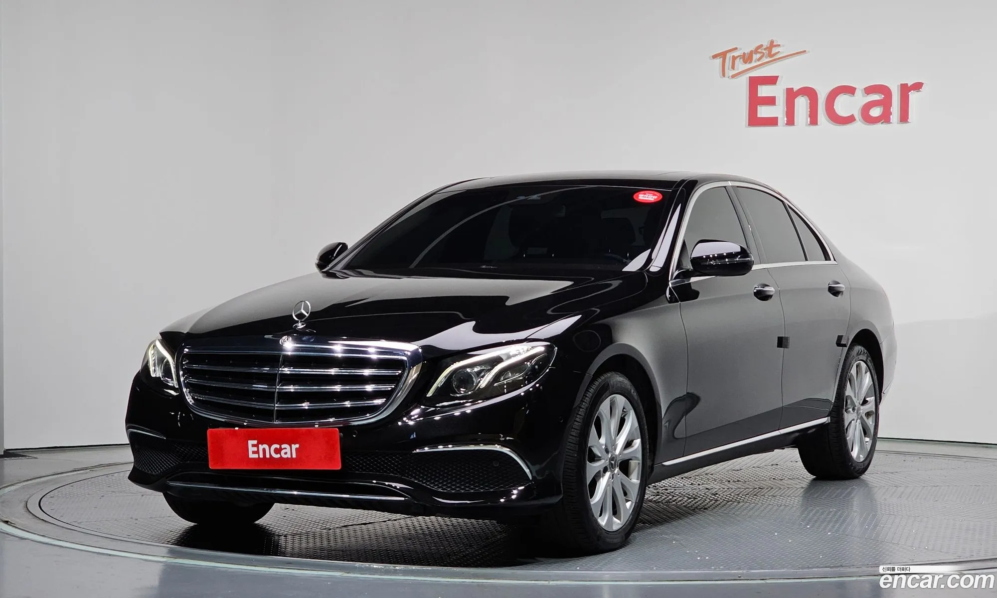 Mercedes-Benz E-Class W213 2019 WDDZF0FB4KA671124 — 21