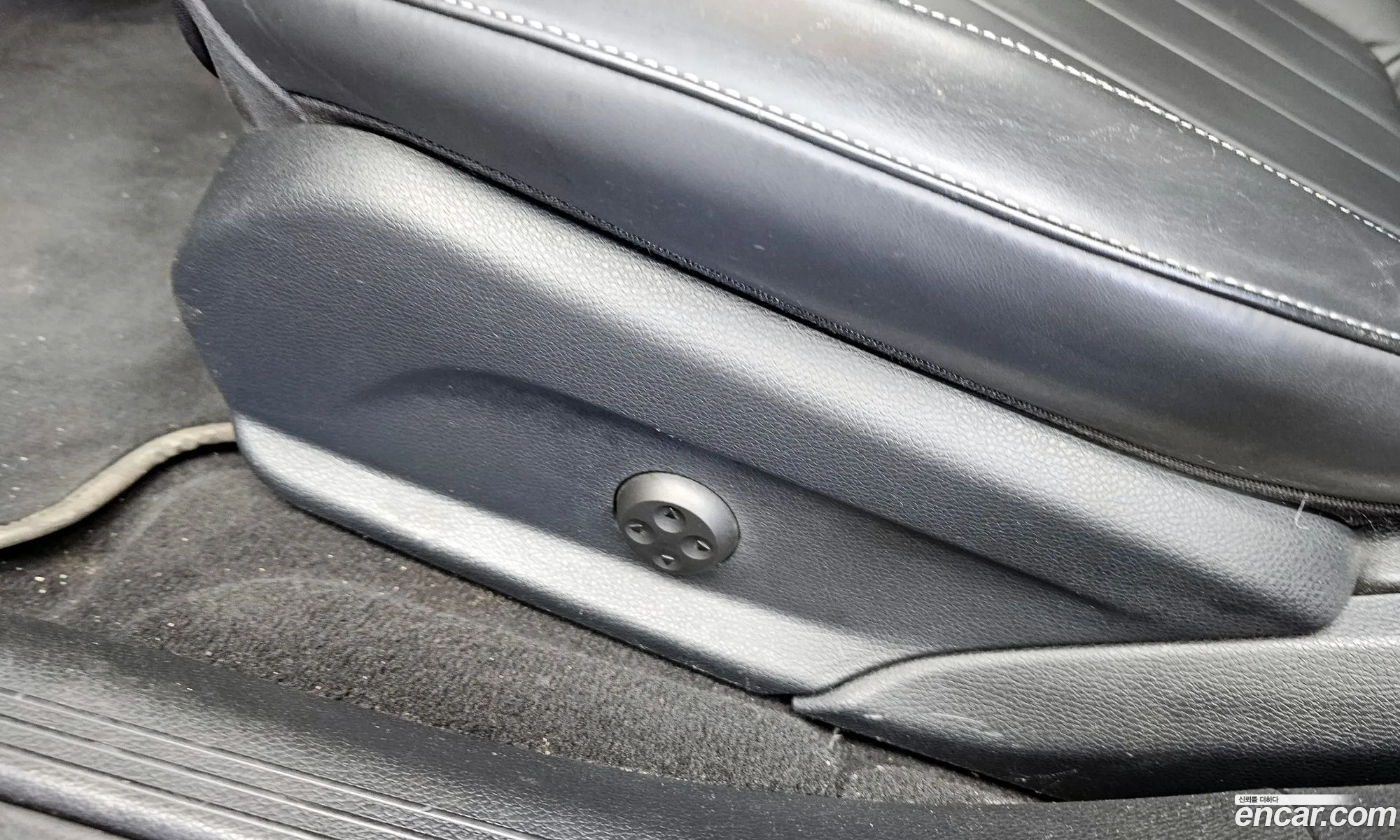 Mercedes-Benz E-Class W213 2019 WDDZF0FB4KA671124 — 18