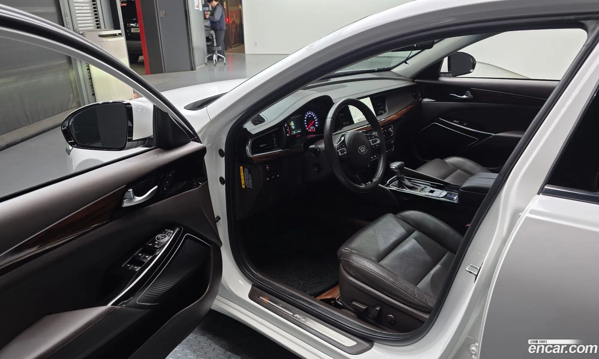 Kia K7 2017 — 30
