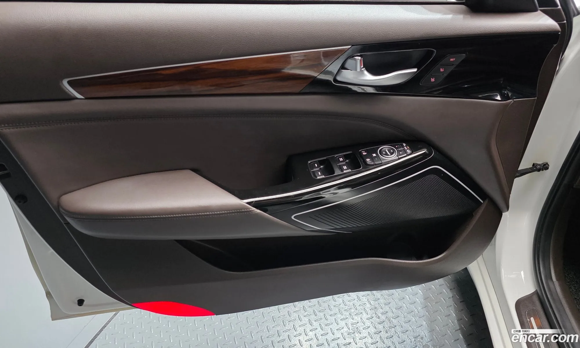 Kia K7 2017 — 35