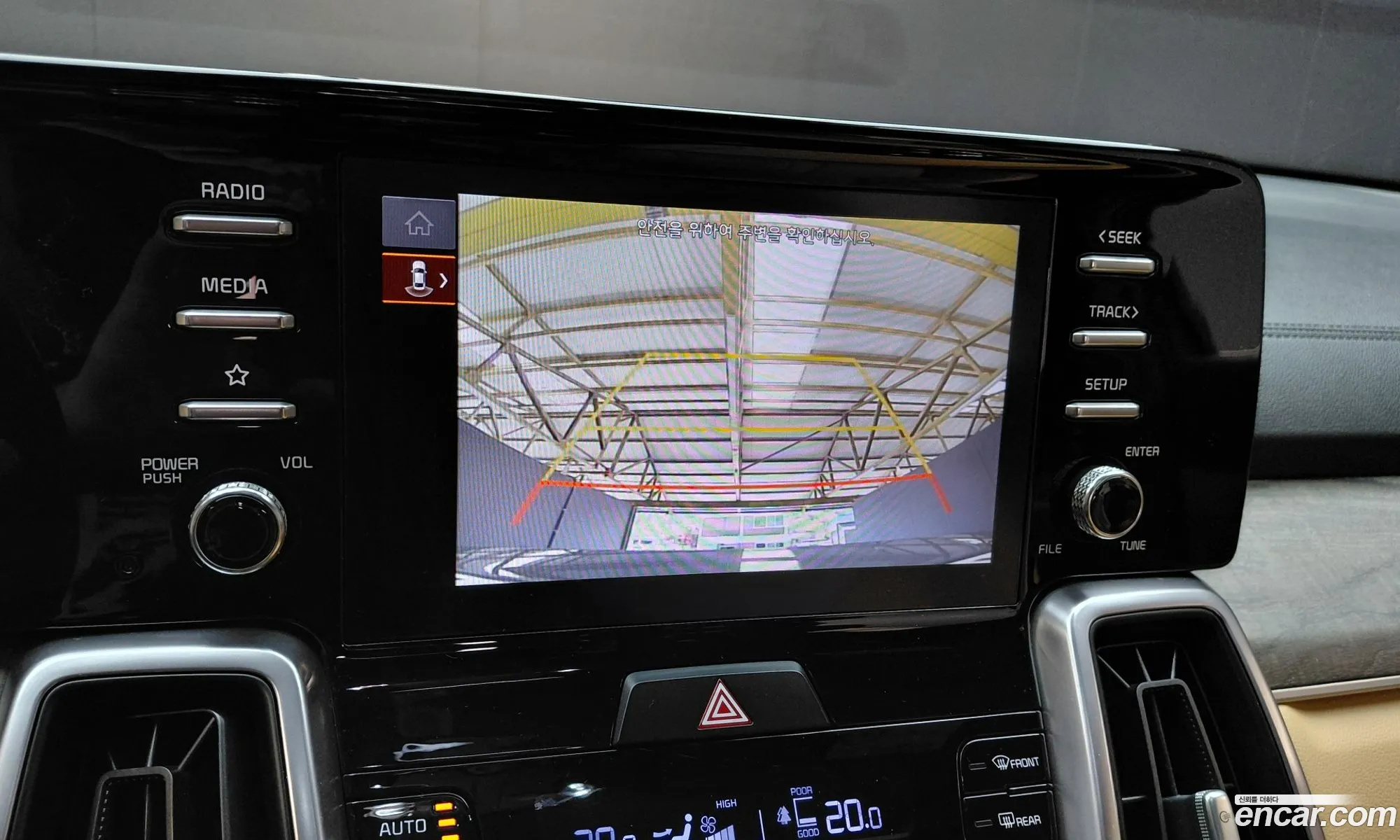 Kia Sorento 2021 — 24