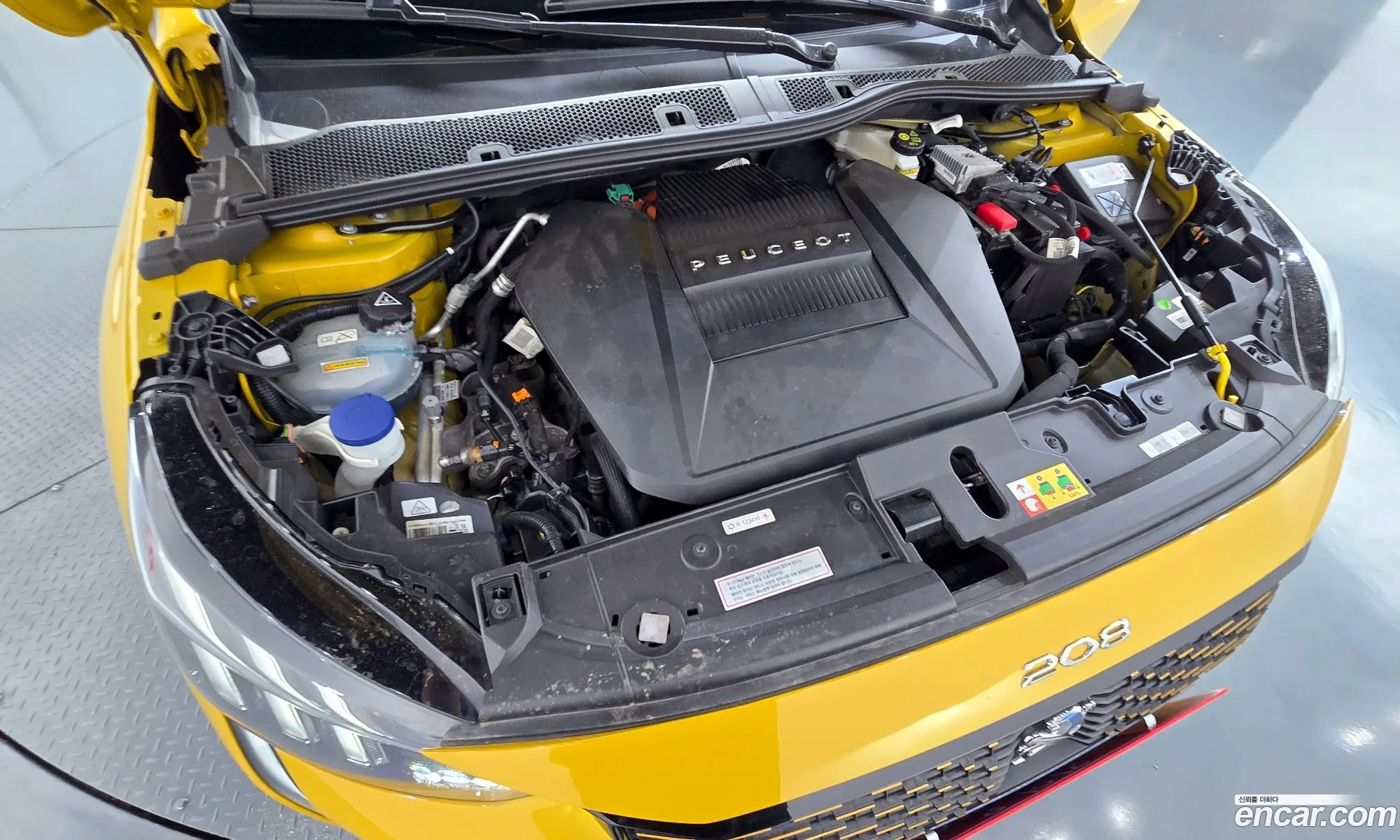 Peugeot e-208 2020 VR3UHZKX383883838 — 23