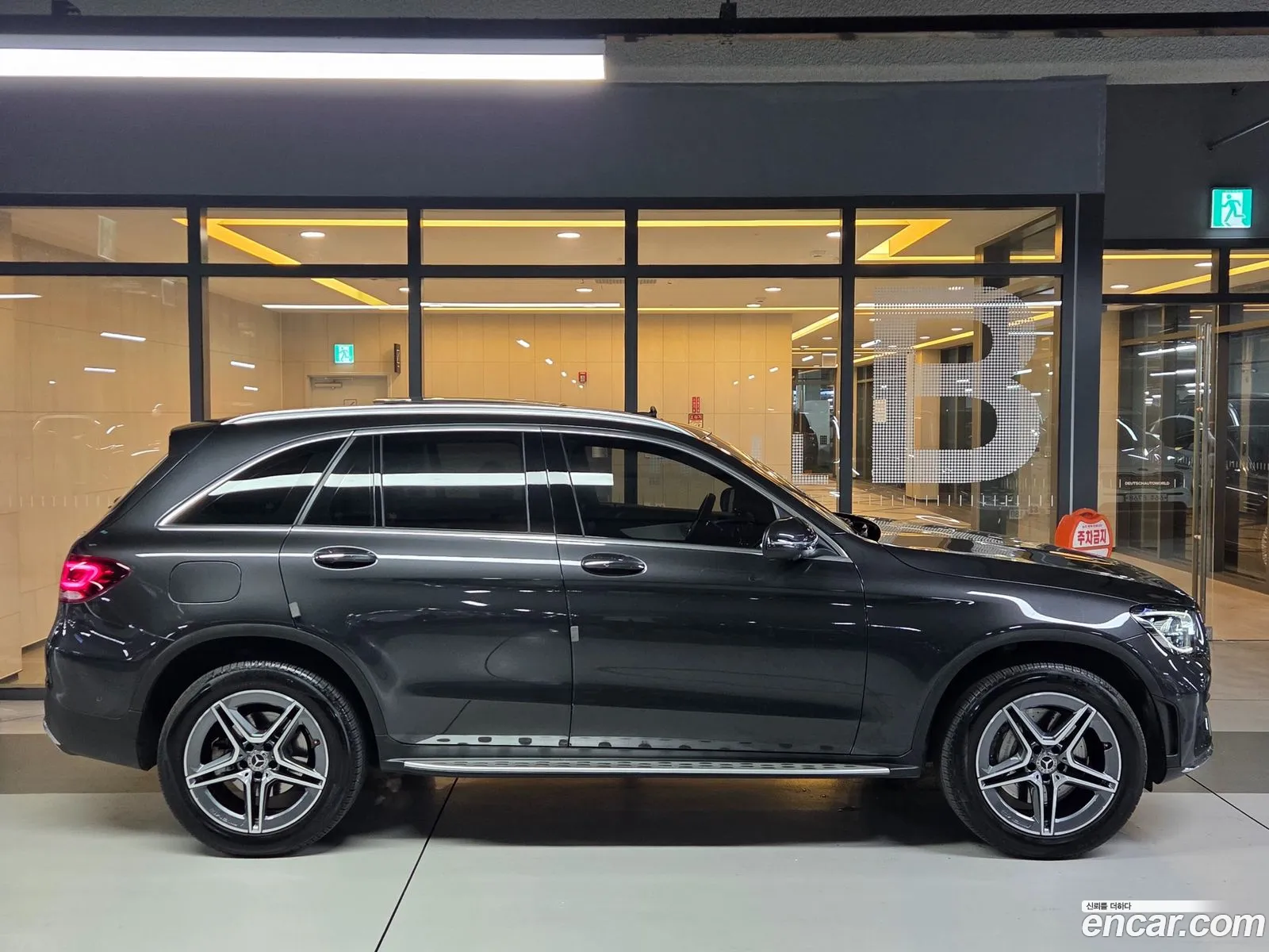 Mercedes-Benz GLC-Class X253 2022 — 7