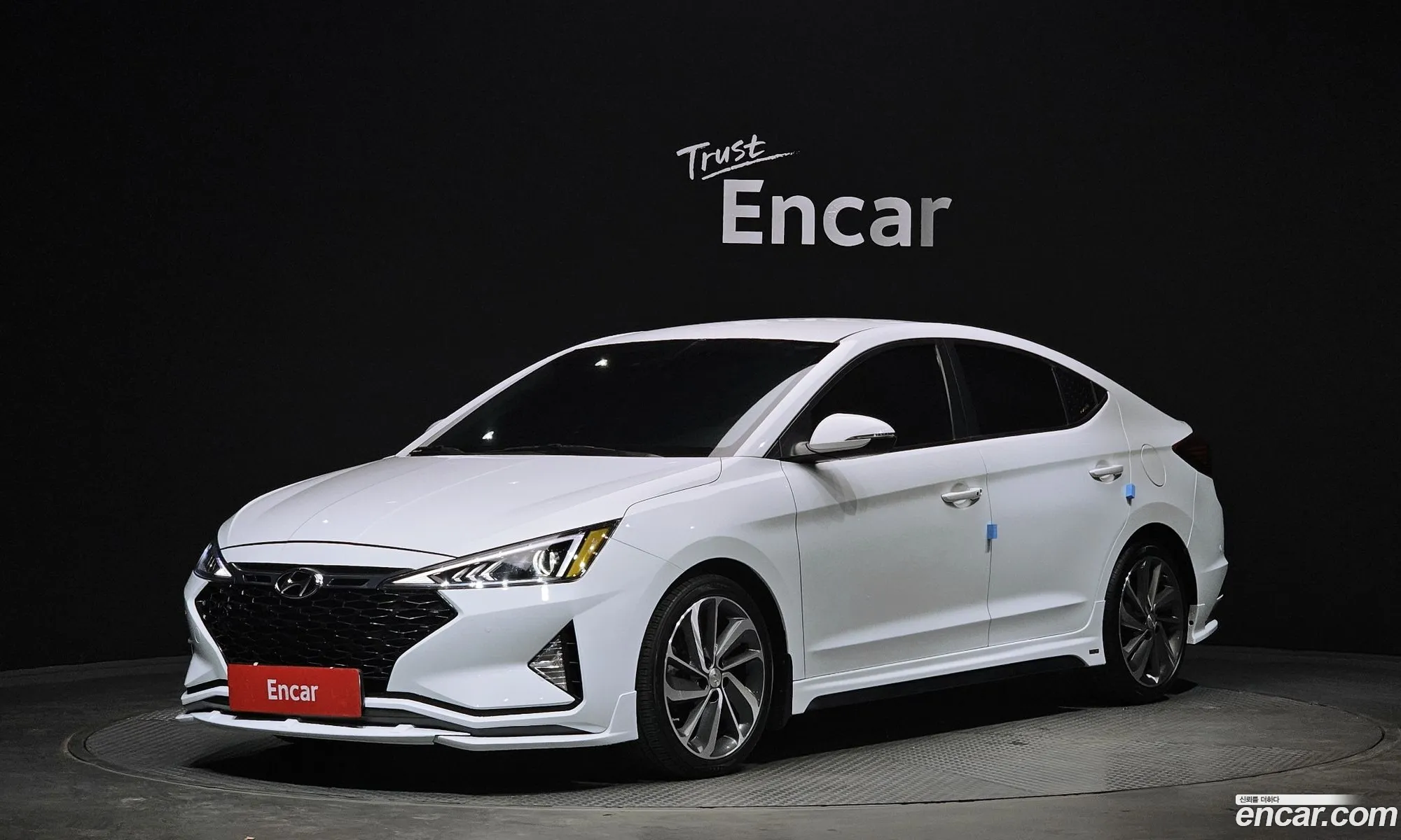 Hyundai Elantra AD 2019 — 6