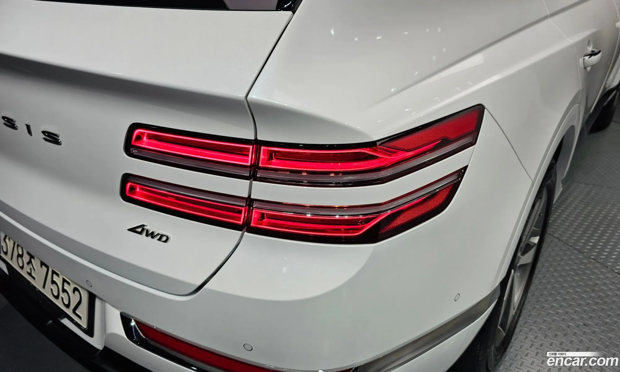 Genesis GV80 2020 KMTHA81BDLU033849 — 9