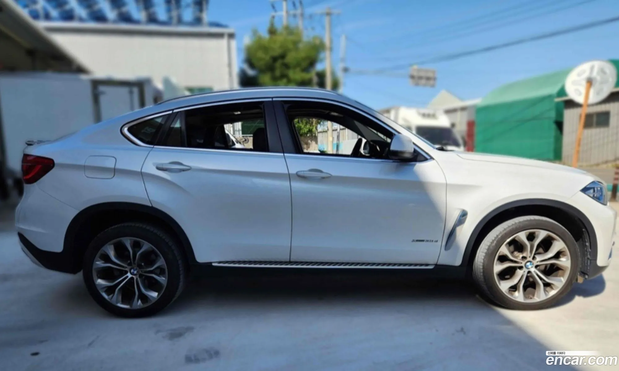 BMW X6 2018 — 17