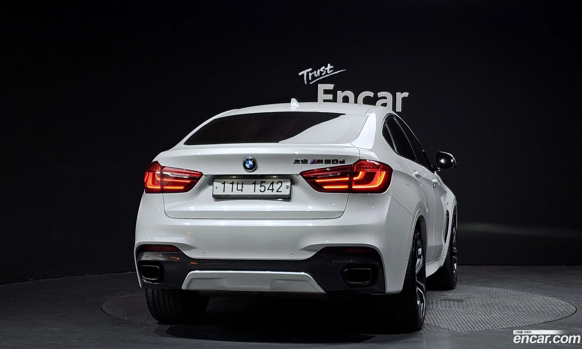 BMW X6 2017 — 12