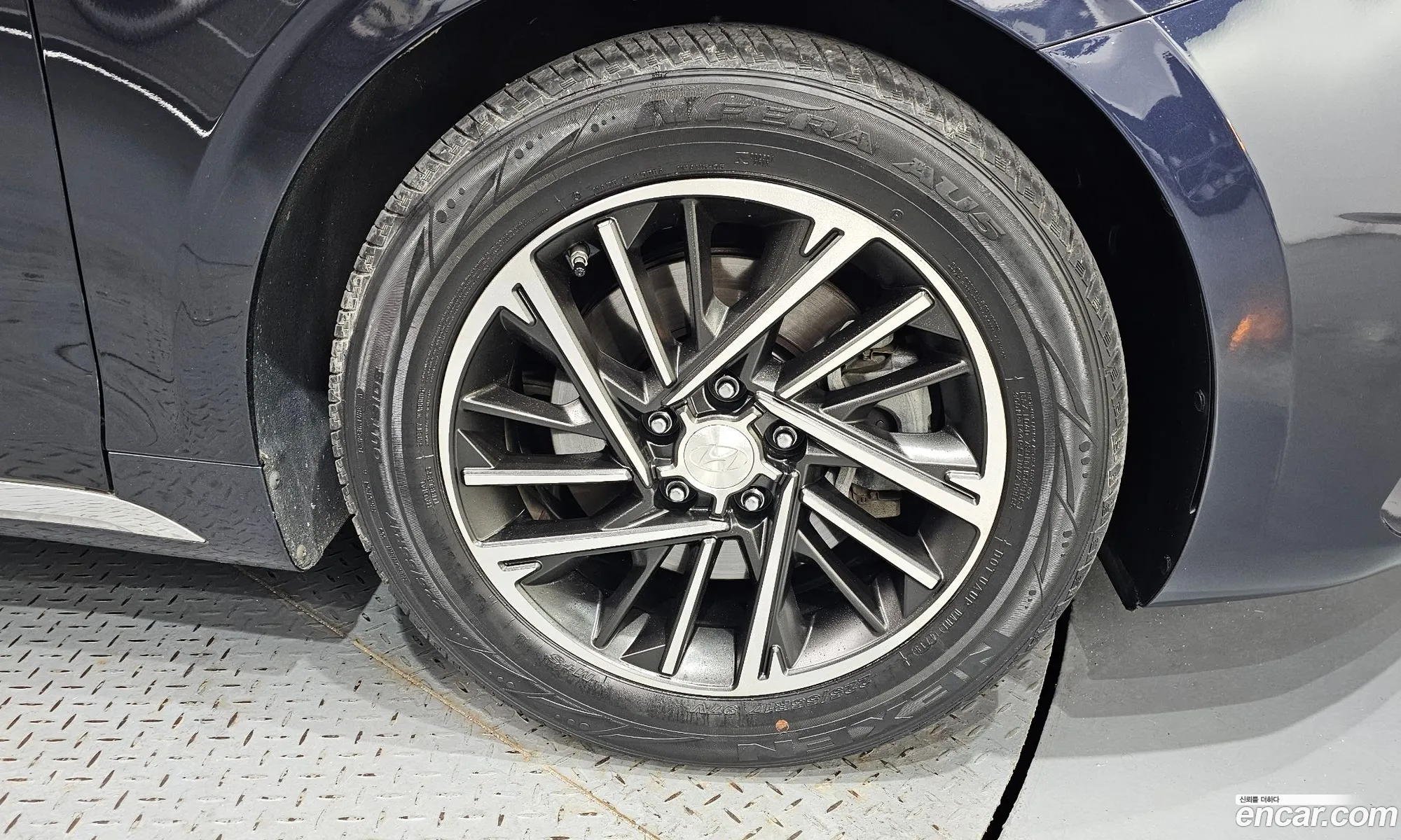 Hyundai Grandeur IG 2020 — 17