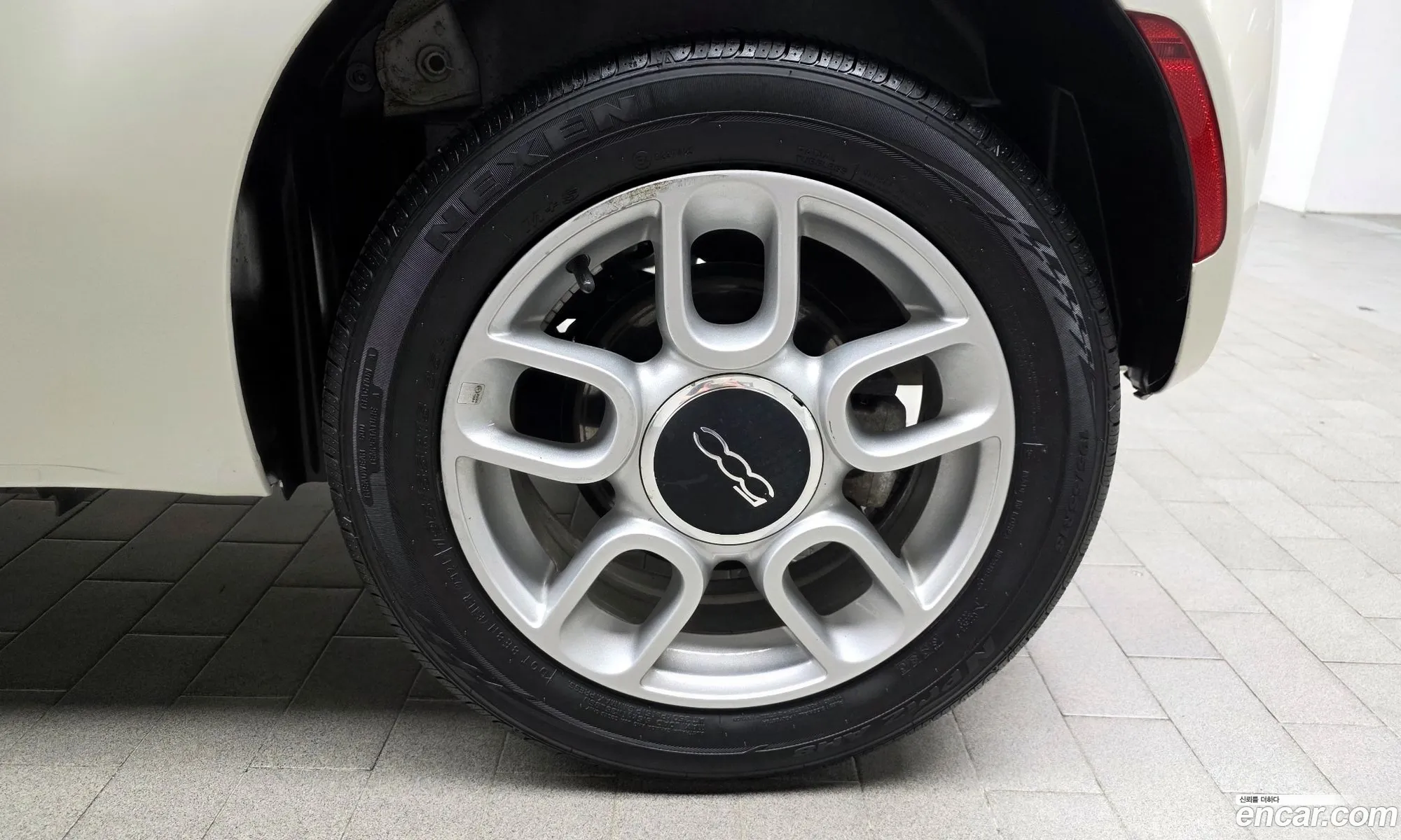 Fiat 500 2015 3C3CFFAR0FT721852 — 19