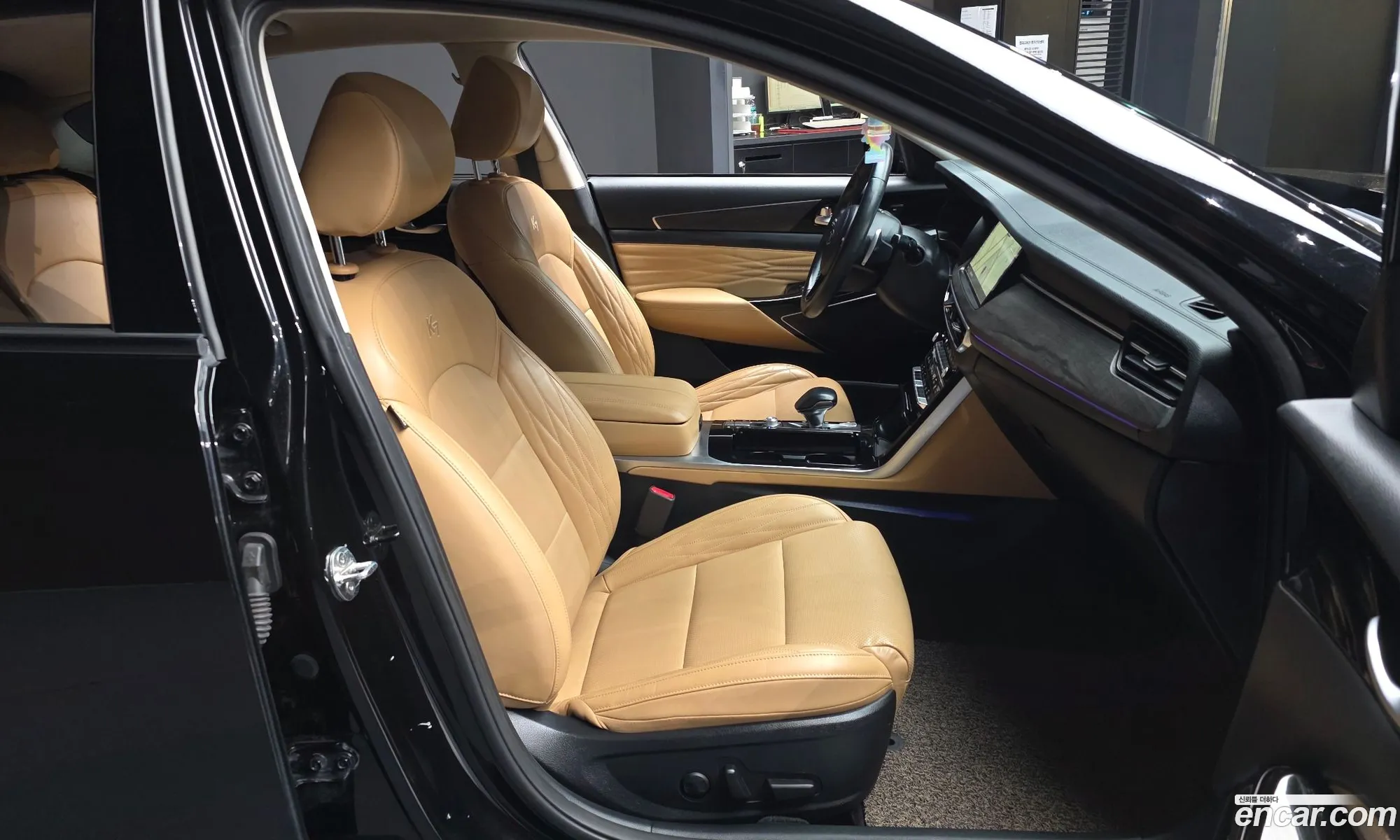 Kia K7 Premier 2019 — 27