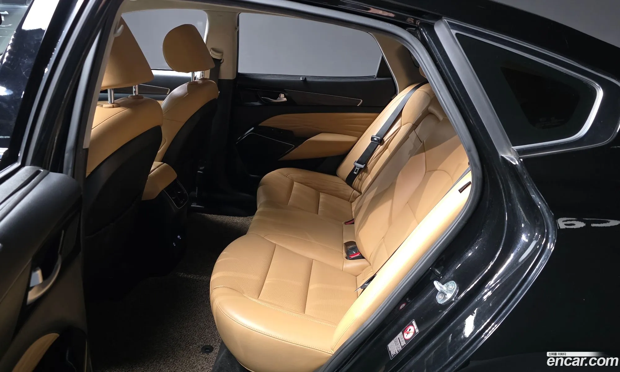Kia K7 Premier 2019 — 22