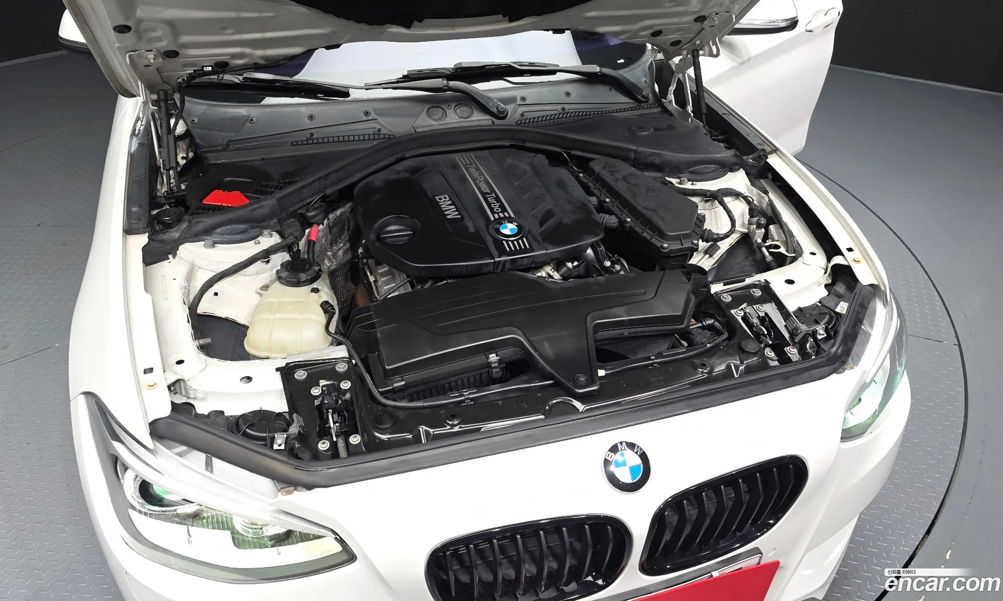 BMW 1 Series 2014 WBA1C1101EJ831411 — 12