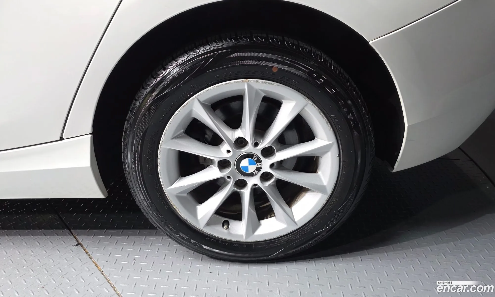 BMW 1 Series 2014 WBA1C1101EJ831411 — 14
