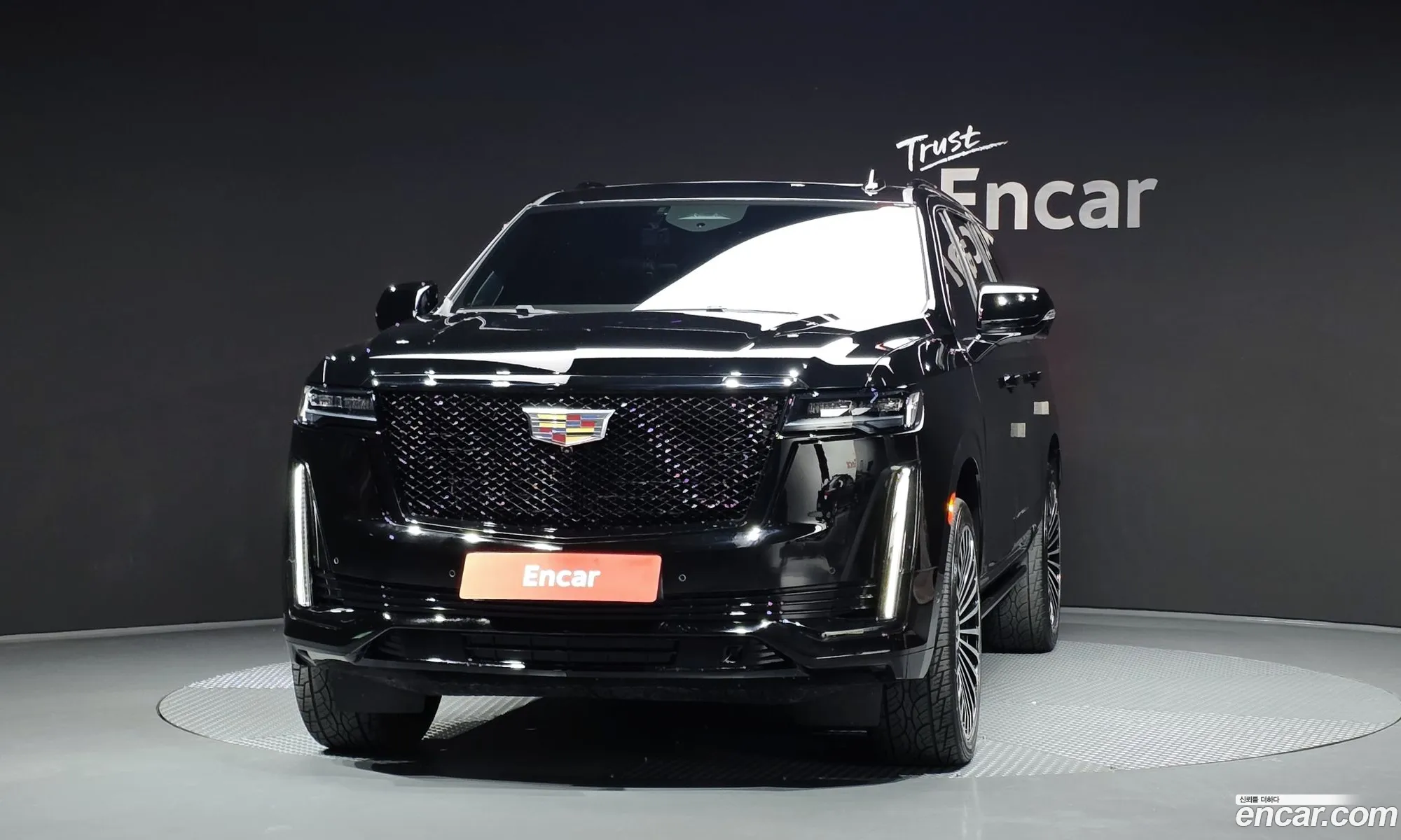 Cadillac Escalade 2023 — 24
