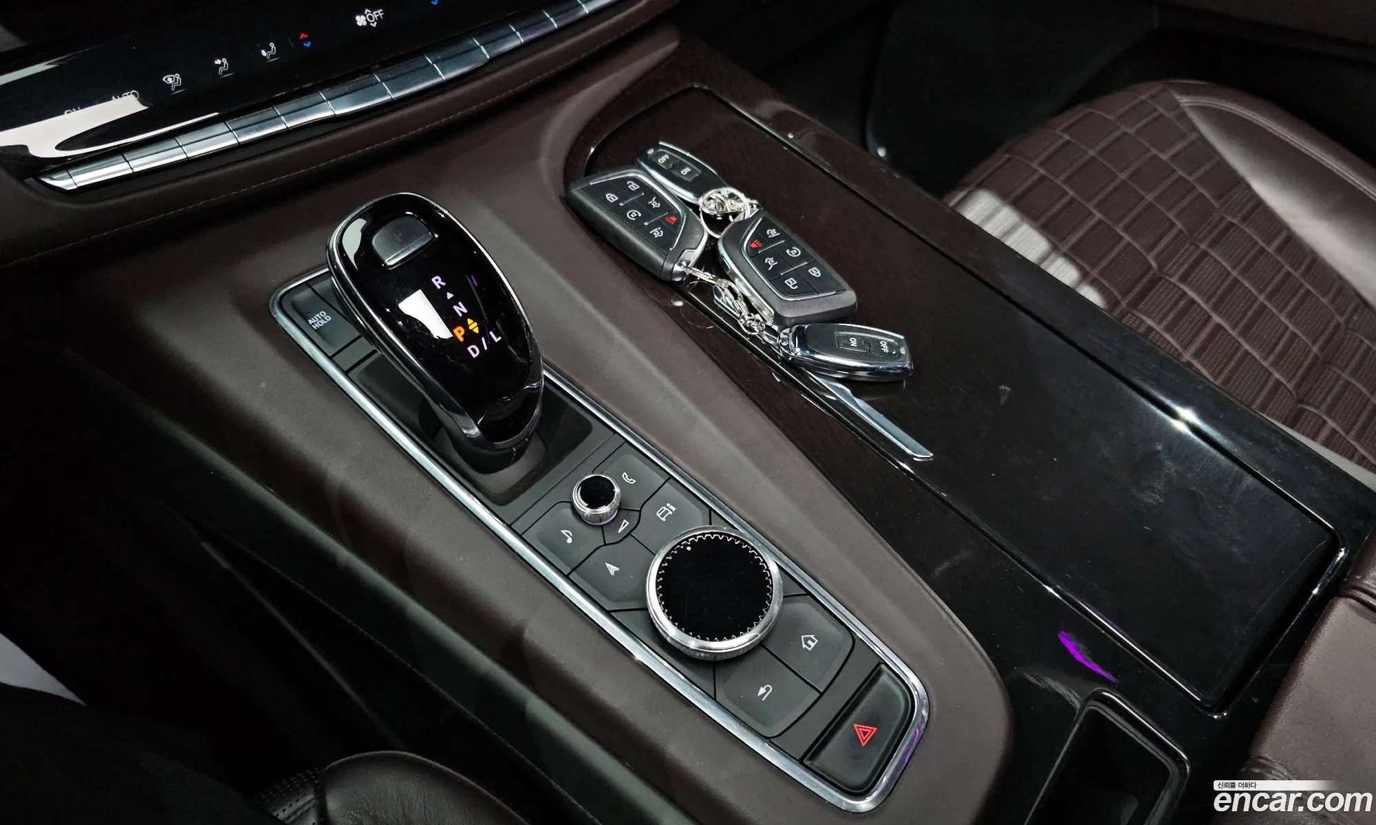Cadillac Escalade 2023 — 3