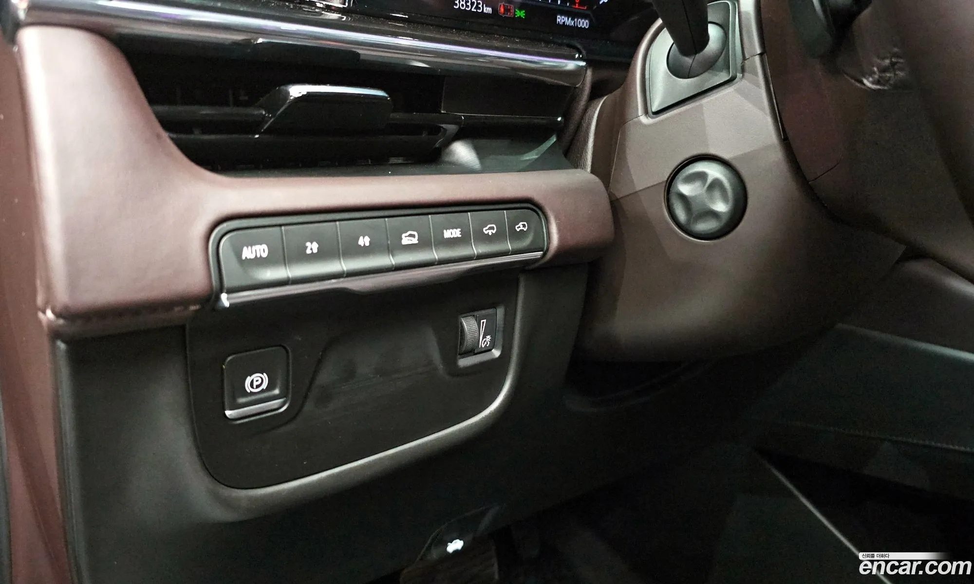 Cadillac Escalade 2023 — 14
