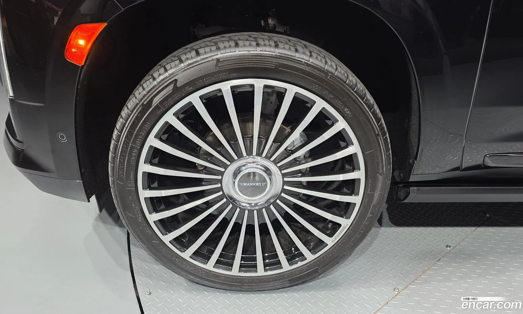 Cadillac Escalade 2023 — 6