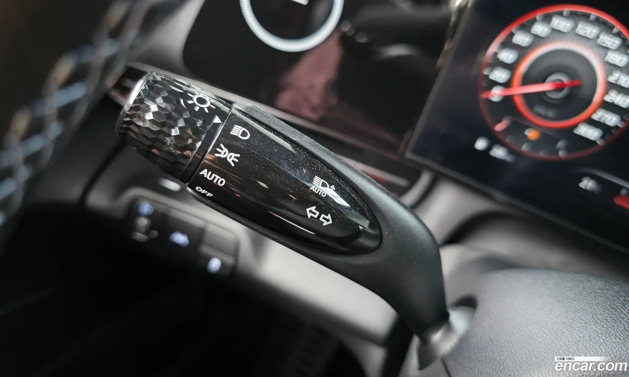 Hyundai Elantra 2022 — 28