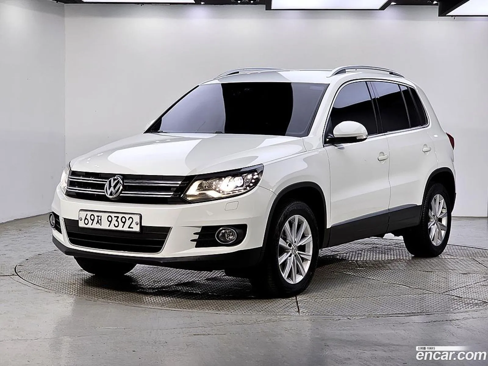 Volkswagen Tiguan 2014 — 10
