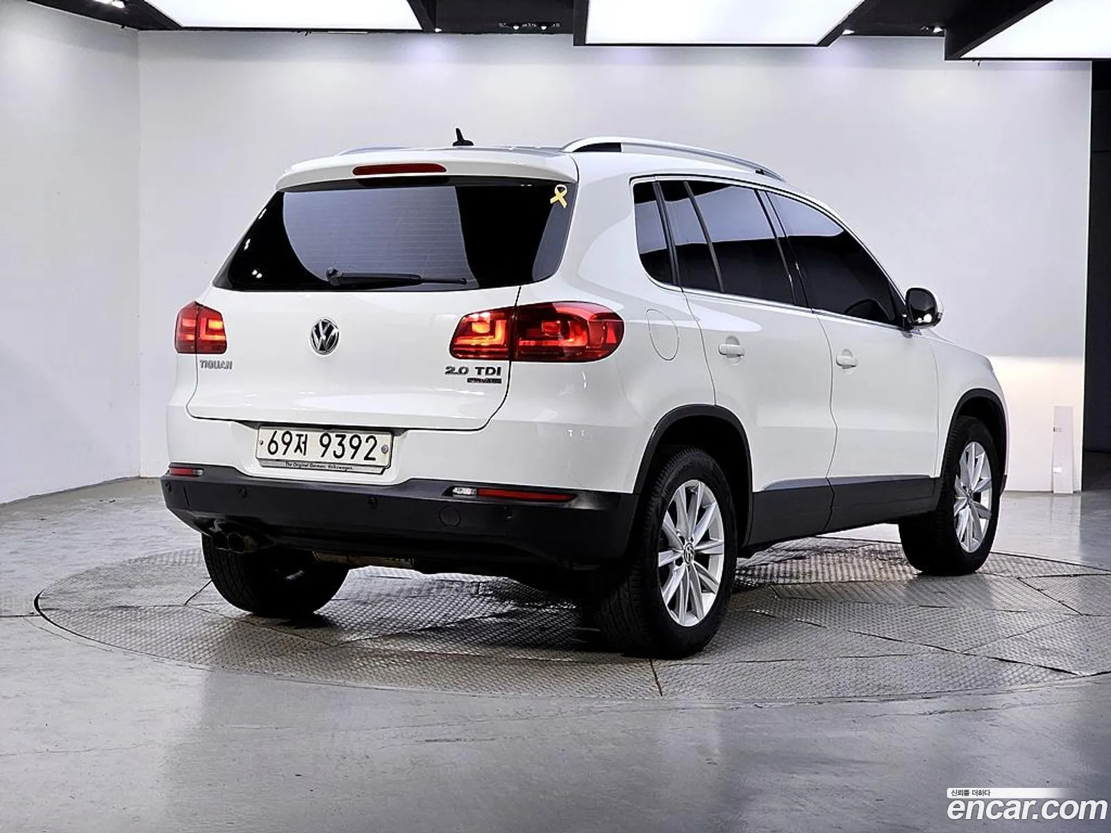 Volkswagen Tiguan 2014 — 16