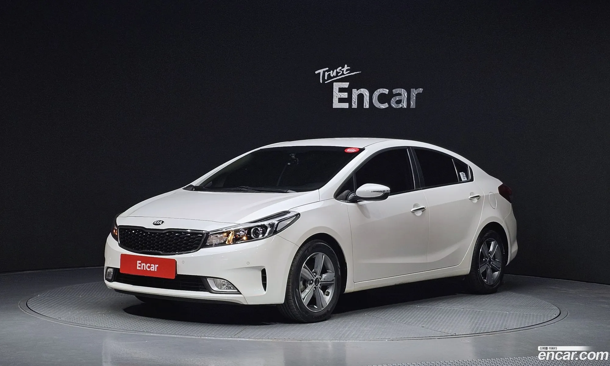 Kia K3 2016 — 17